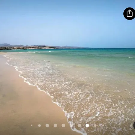 Διαμέρισμα Arenas Family *